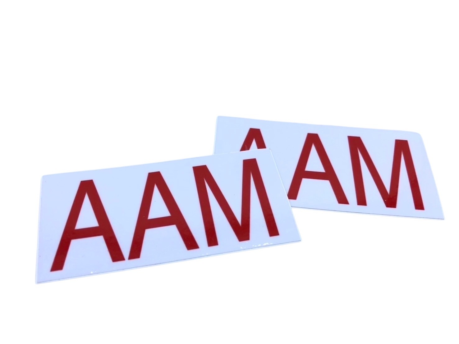 สติ๊กเกอร์ติดหมวกเซฟตี้ AAM ตัวอักษรสีแดง พื้นขาว ขนาด 1.5x3 นิ้ว
